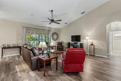 Villa ou maison à vendre à Lakeland, Floride: 4 chambres, 216.28 m2 № 2267104 - photo 4
