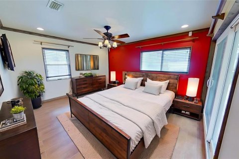 Casa en venta en Saint Petersburg, Florida, 3 dormitorios, 144 m2 № 1835548 - foto 9