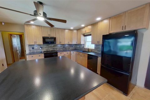 Casa en venta en Saint Petersburg, Florida, 3 dormitorios, 144 m2 № 1835548 - foto 22