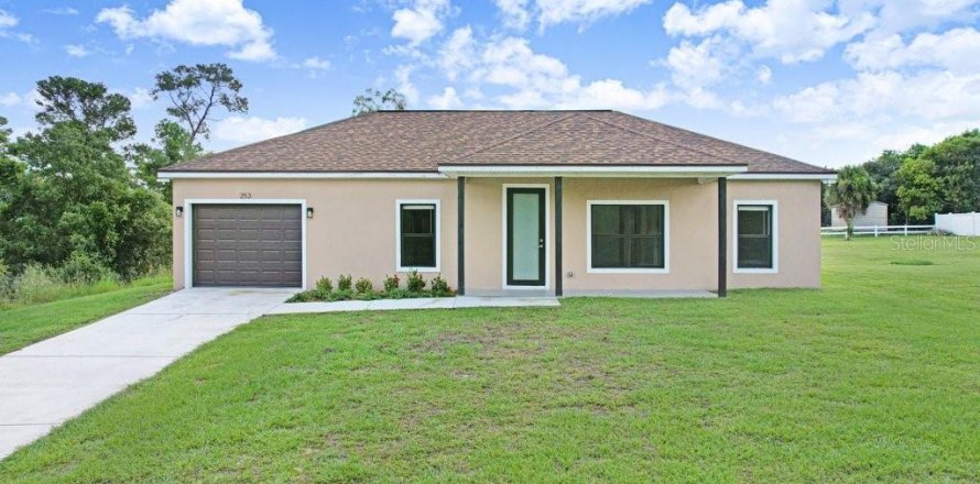 Casa en Lake Placid, Florida 3 dormitorios, 113.15 m2 № 2349693