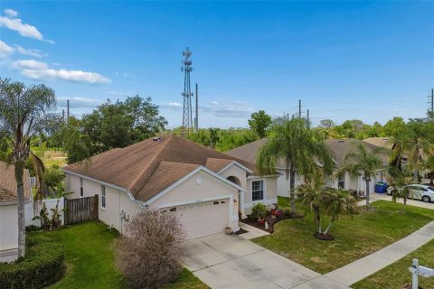 Villa ou maison à vendre à Wesley Chapel, Floride: 3 chambres, 149.94 m2 № 2124377 - photo 30