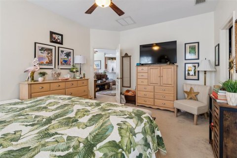 Villa ou maison à vendre à Wesley Chapel, Floride: 3 chambres, 149.94 m2 № 2124377 - photo 15