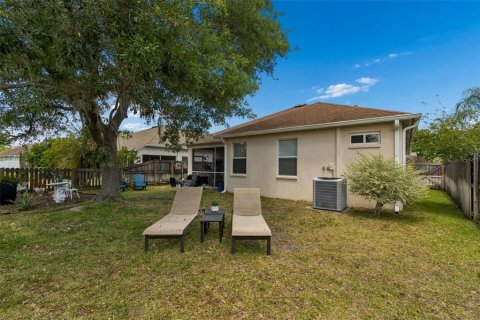 Villa ou maison à vendre à Wesley Chapel, Floride: 3 chambres, 149.94 m2 № 2124377 - photo 28