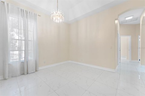 Villa ou maison à vendre à Tampa, Floride: 4 chambres, 300.35 m2 № 1773757 - photo 8