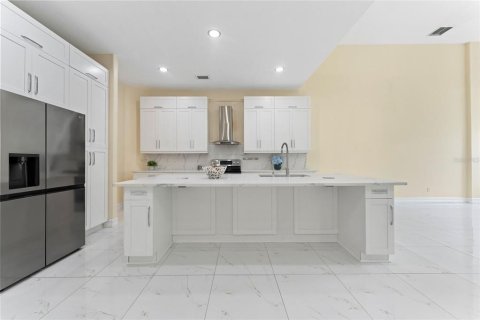 Villa ou maison à vendre à Tampa, Floride: 4 chambres, 300.35 m2 № 1773757 - photo 12