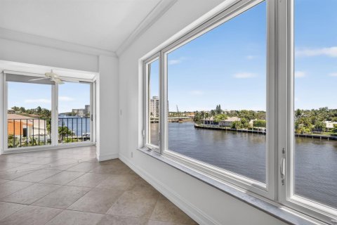 Copropriété à vendre à Delray Beach, Floride: 2 chambres, 115.85 m2 № 2411845 - photo 3