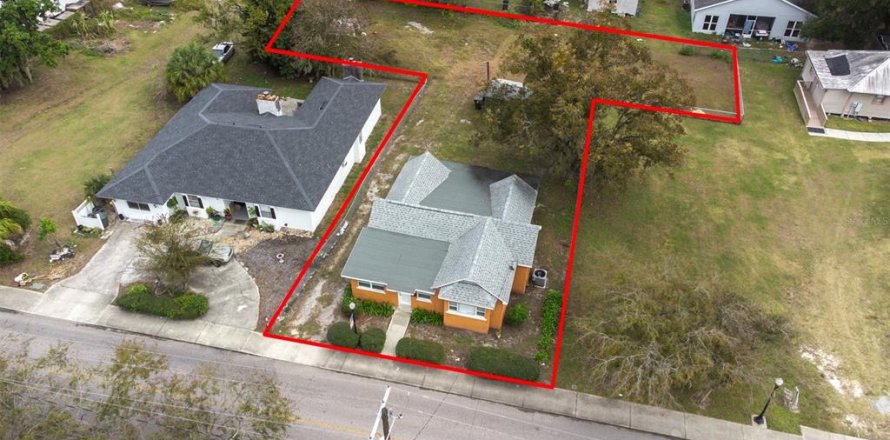 House in Bartow, Florida 4 bedrooms, 124.12 sq.m. № 2233261