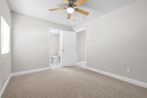 House in Bartow, Florida 4 bedrooms, 124.12 sq.m. № 2233261 - photo 23