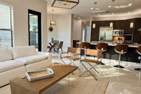 House in Delray Beach, Florida 4 bedrooms, 328.6 sq.m. № 2190661 - photo 8