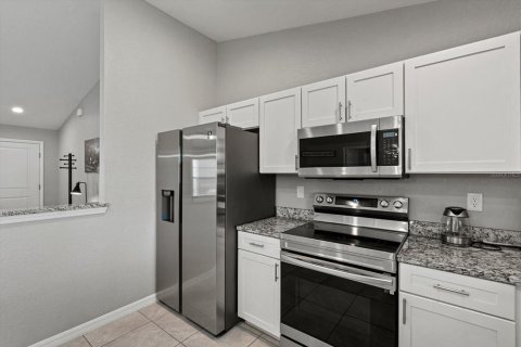 Casa en venta en Port Charlotte, Florida, 3 dormitorios, 149.85 m2 № 1900493 - foto 11