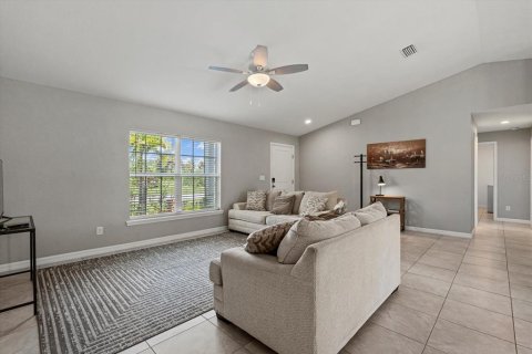Casa en venta en Port Charlotte, Florida, 3 dormitorios, 149.85 m2 № 1900493 - foto 4