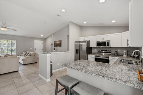 Casa en venta en Port Charlotte, Florida, 3 dormitorios, 149.85 m2 № 1900493 - foto 8