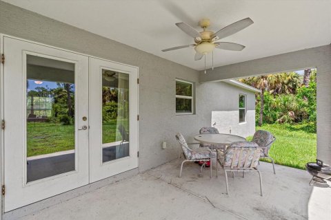 Casa en venta en Port Charlotte, Florida, 3 dormitorios, 149.85 m2 № 1900493 - foto 20