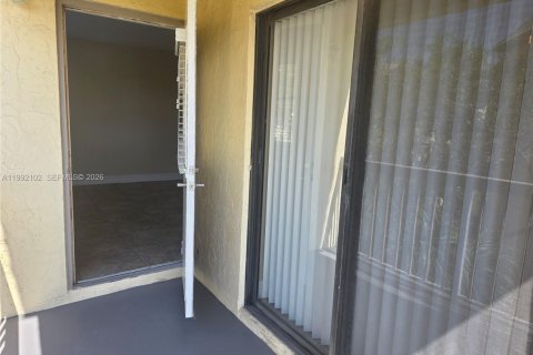 Copropriété à vendre à Doral, Floride: 1 chambre, 65.96 m2 № 2056895 - photo 19