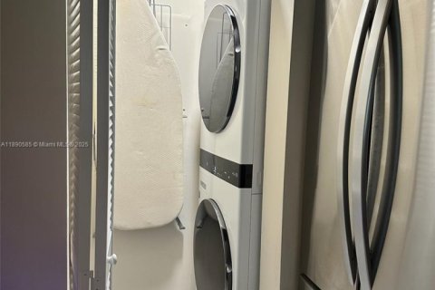 Купить кондоминиум в Мирамар, Флорида 1 спальня, 57.41м2, № 1952872 - фото 21