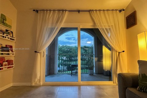 Купить кондоминиум в Мирамар, Флорида 1 спальня, 57.41м2, № 1952872 - фото 16