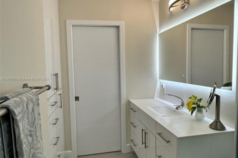 Купить кондоминиум в Мирамар, Флорида 1 спальня, 57.41м2, № 1952872 - фото 19