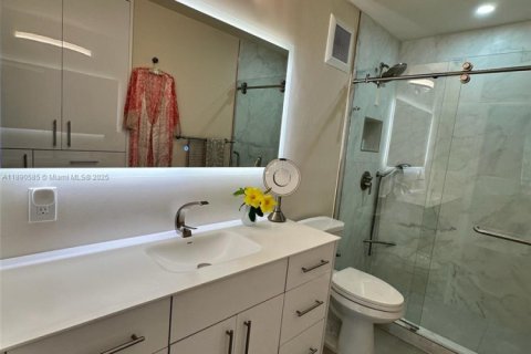 Condo in Miramar, Florida, 1 bedroom  № 1952872 - photo 24