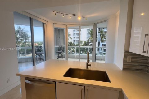 Copropriété à vendre à Aventura, Floride: 3 chambres, 245.26 m2 № 1962109 - photo 22