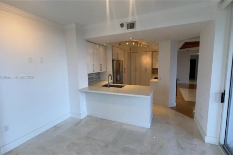 Copropriété à vendre à Aventura, Floride: 3 chambres, 245.26 m2 № 1962109 - photo 17