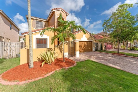 House in Homestead, Florida 5 bedrooms, 290.69 sq.m. № 1794064 - photo 3