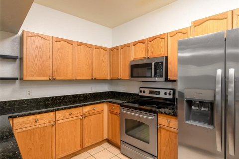 Condo in Tampa, Florida, 3 bedrooms № 2101037 - photo 22