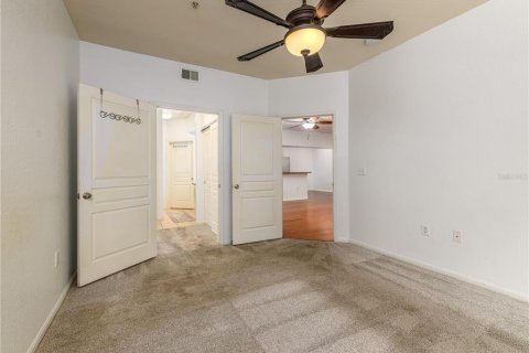 Condo in Tampa, Florida, 3 bedrooms № 2101037 - photo 10
