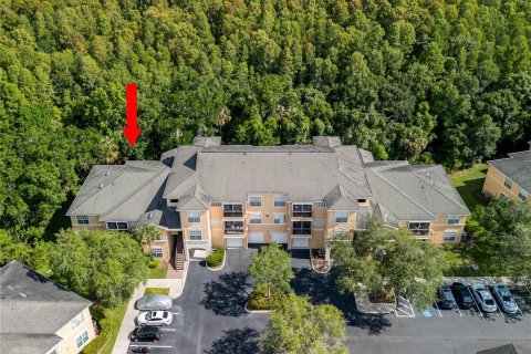 Condo in Tampa, Florida, 3 bedrooms № 2101037 - photo 2