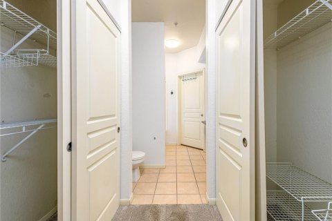 Condo in Tampa, Florida, 3 bedrooms № 2101037 - photo 11