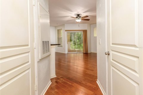 Condo in Tampa, Florida, 3 bedrooms № 2101037 - photo 5