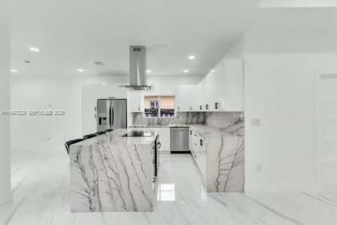 Villa ou maison à louer à Homestead, Floride: 3 chambres, 134.06 m2 № 2063715 - photo 15