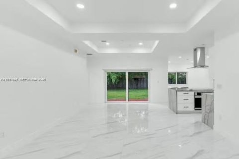 Villa ou maison à louer à Homestead, Floride: 3 chambres, 134.06 m2 № 2063715 - photo 6
