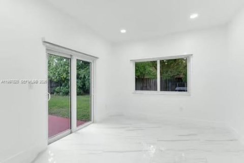 Villa ou maison à louer à Homestead, Floride: 3 chambres, 134.06 m2 № 2063715 - photo 21