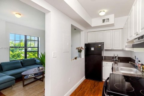 Снять в аренду кондоминиум в Майами-Бич, Флорида 2 спальни, 59.27м2, № 2006480 - фото 13