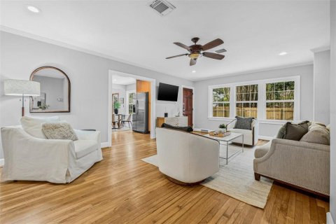 Casa en venta en Saint Petersburg, Florida, 8 dormitorios, 416.67 m2 № 1816661 - foto 10