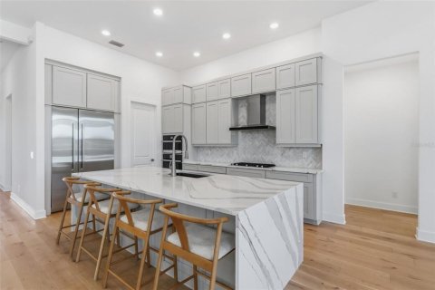 Villa ou maison à vendre à Bradenton, Floride: 3 chambres, 233.84 m2 № 2098351 - photo 4