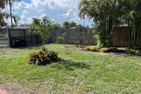 House in Arcadia, Florida 2 bedrooms, 138.61 sq.m. № 1760583 - photo 21