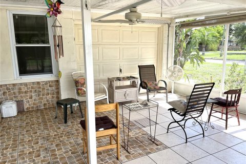 House in Arcadia, Florida 2 bedrooms, 138.61 sq.m. № 1760583 - photo 17