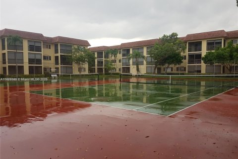 Copropriété à vendre à Pompano Beach, Floride: 1 chambre, 62.71 m2 № 1980834 - photo 8