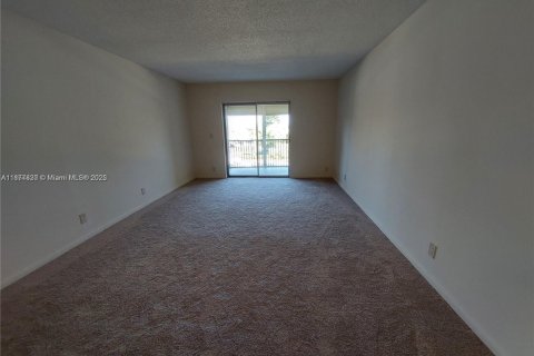 Copropriété à vendre à Pompano Beach, Floride: 1 chambre, 62.71 m2 № 1980834 - photo 5