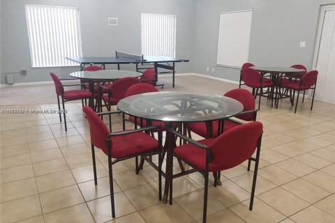 Copropriété à vendre à Pompano Beach, Floride: 1 chambre, 62.71 m2 № 1980834 - photo 19