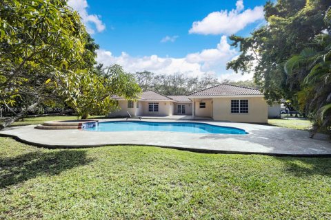 Casa en venta en Pinecrest, Florida, 5 dormitorios, 333.05 m2 № 2027635 - foto 28