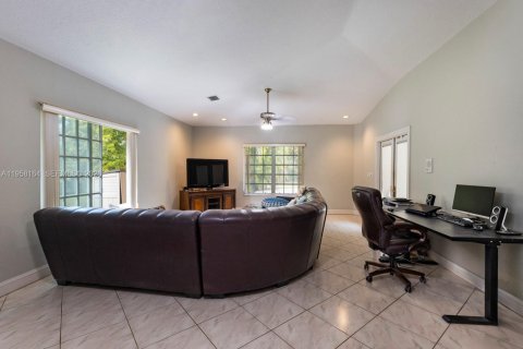 Casa en venta en Pinecrest, Florida, 5 dormitorios, 333.05 m2 № 2027635 - foto 7