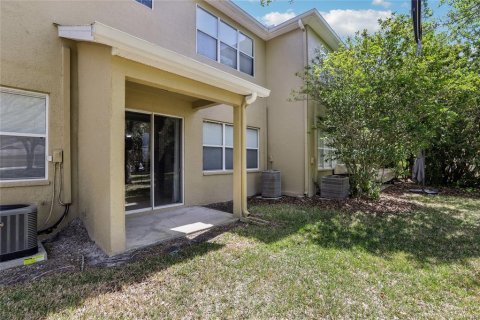 Townhouse in Tampa, Florida 3 bedrooms, 134.06 sq.m. № 1649370 - photo 18