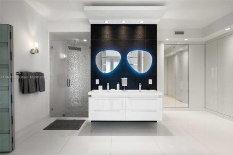 Copropriété à louer à Miami Beach, Floride: 2 chambres, 138.42 m2 № 25903 - photo 16