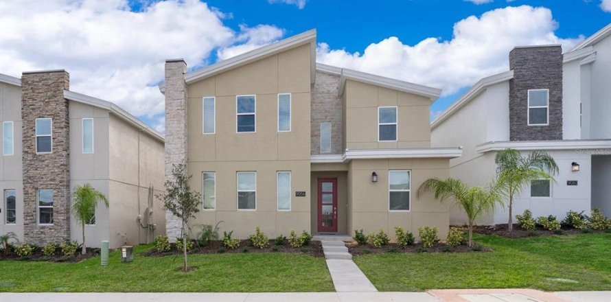 House in Davenport, Florida 8 bedrooms, 404.68 sq.m. № 2295209