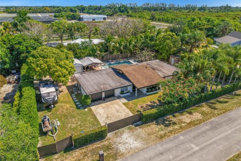 Casa en venta en Homestead, Florida, 4 dormitorios, 187.11 m2 № 2195838 - foto 3