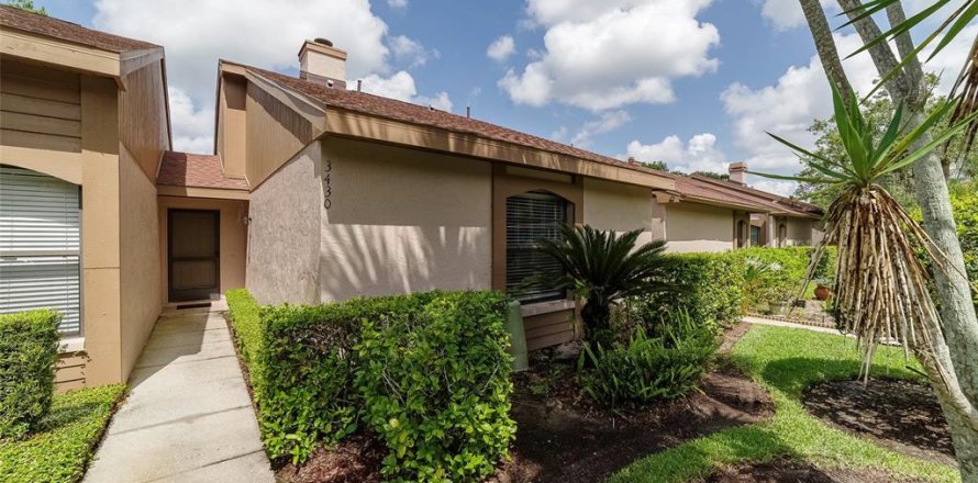 House in Palm Harbor, Florida 2 bedrooms, 87.89 sq.m. № 2410165