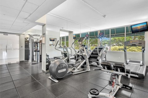 Copropriété à louer à Miami, Floride: 2 chambres, 130.06 m2 № 1993334 - photo 23
