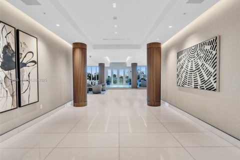 Copropriété à louer à Miami, Floride: 2 chambres, 130.06 m2 № 1993334 - photo 9